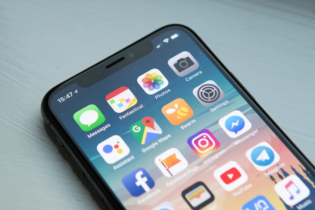 Mobil Uygulama mı, Web Uygulaması mı? İşletmeniz İçin Doğru Kararı Verin